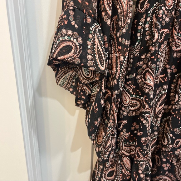 Betsey Johnson Women’s Paisley Print Black Pink Ruffle Bohemian Tie Dress Size 6 - Picture 2 of 13